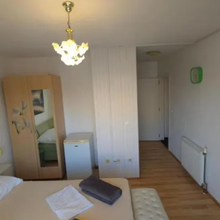 Peaceful With Style Apartment Trogir