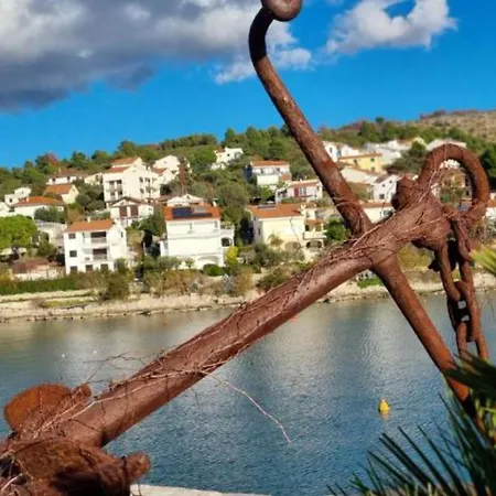 Peaceful With Style Appartement Trogir