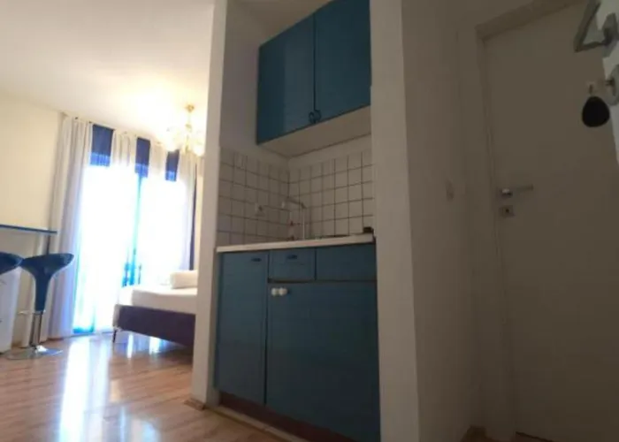 Peaceful With Style Apartment Trogir